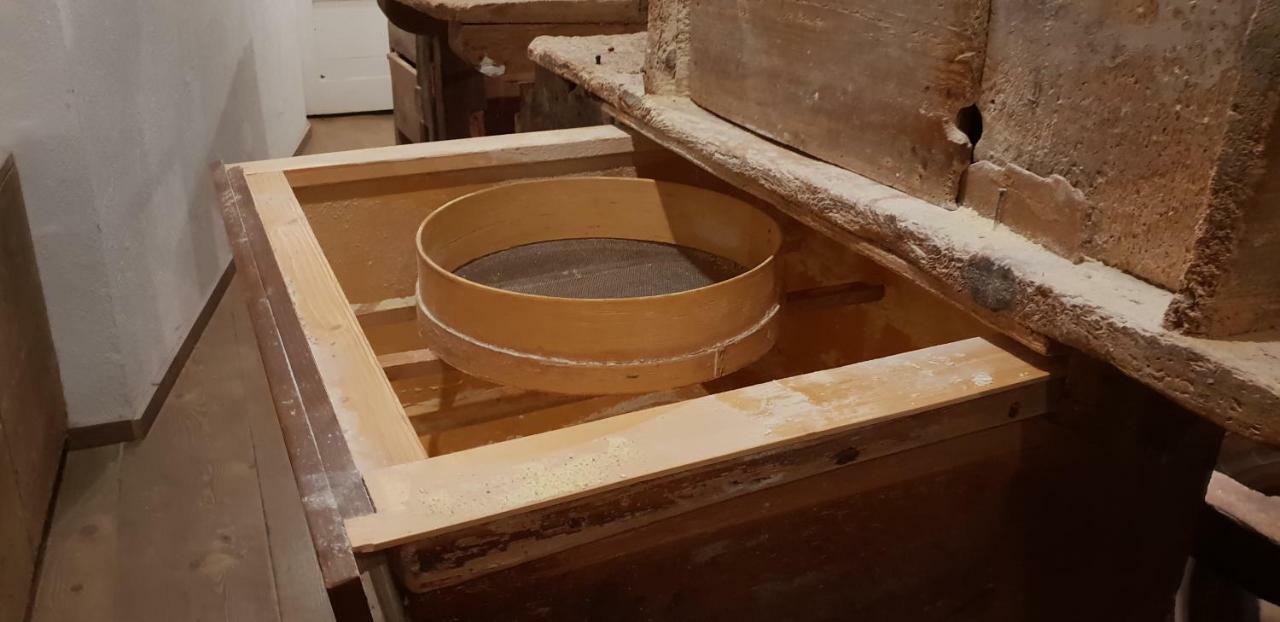شقة Old Mill House بوينج المظهر الخارجي الصورة